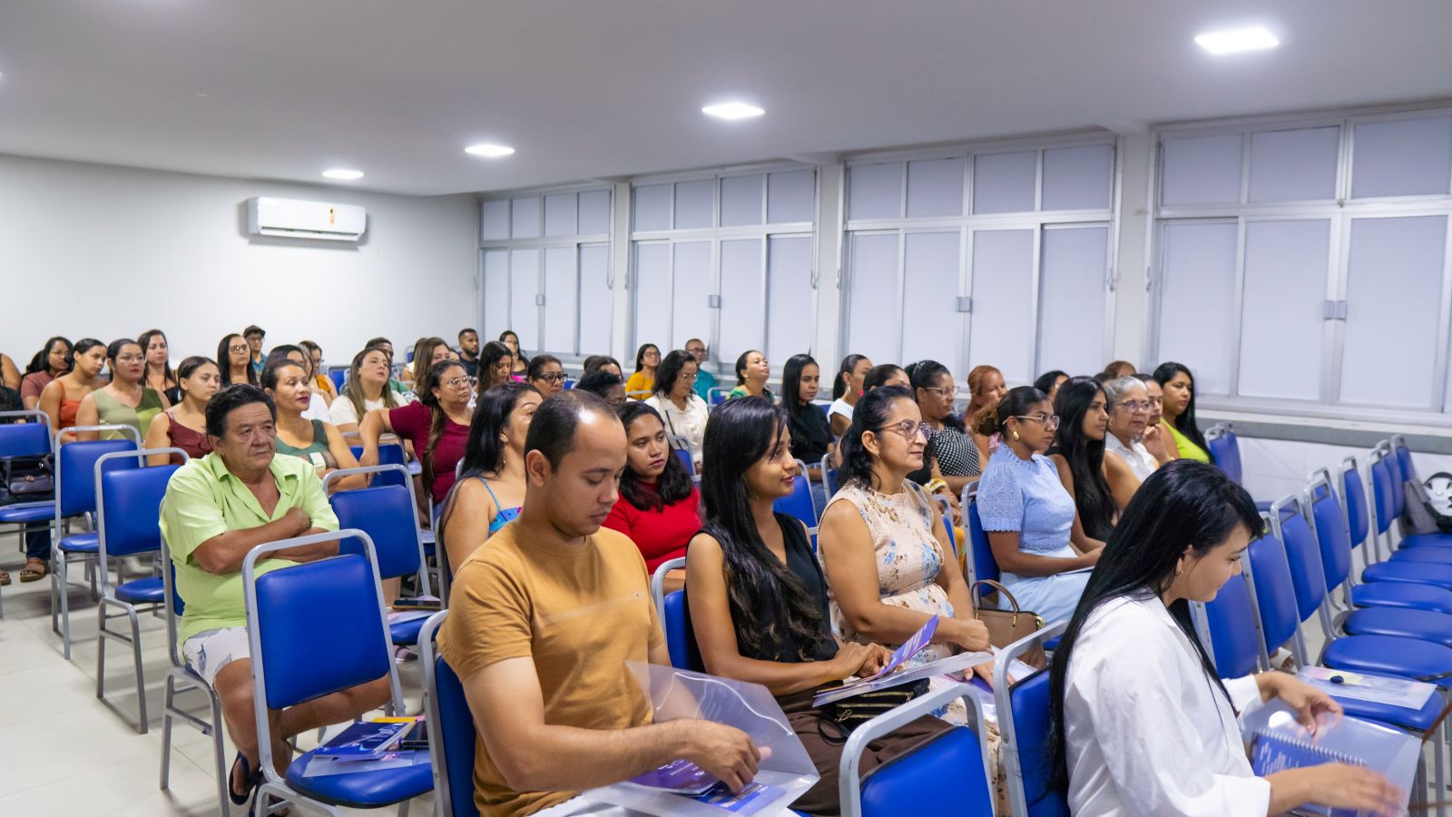 Prefeitura de Itabela e Sebrae promovem palestra sobre marketing digital para empreendedores locais. (Foto: Divulgação) Prefeitura de Itabela e Sebrae promovem palestra sobre marketing digital para empreendedores locais. (Foto: Divulgação)